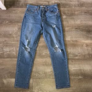 Levi’s hi-rise jeans